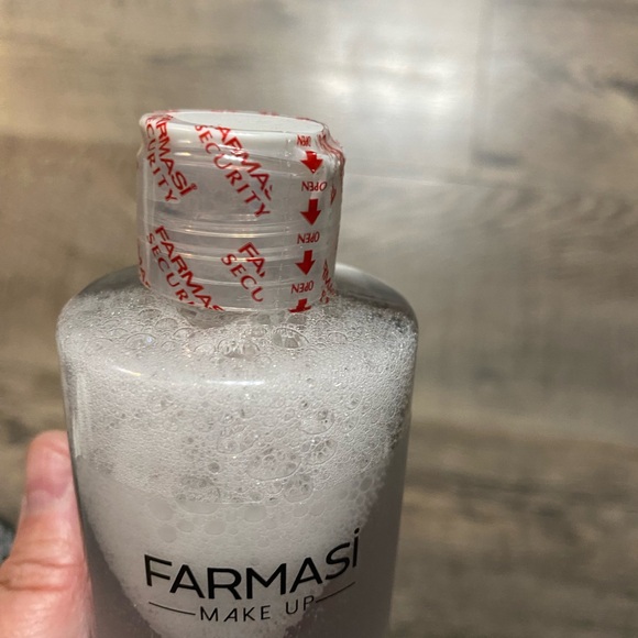 FARMASI MAKE UP Micellar Cleansing Water. Brand New - Picture 2 of 2